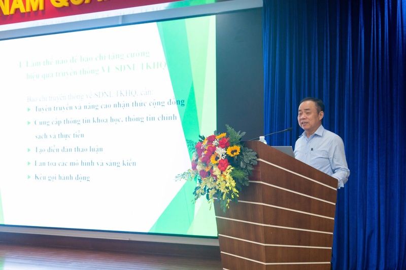 Truyền thông đóng vai trò chiến lược trong sử dụng năng lượng tiết kiệm và hiệu quả Truyền thông đóng vai trò chiến lược trong sử dụng năng lượng tiết kiệm và hiệu quả