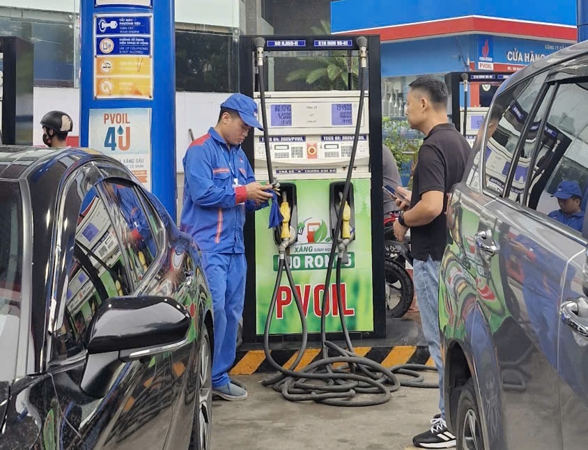 Xăng sinh học E10 là chìa khóa góp phần cải thiện chất lượng không khí đô thị Xăng sinh học E10 là chìa khóa góp phần cải thiện chất lượng không khí đô thị
