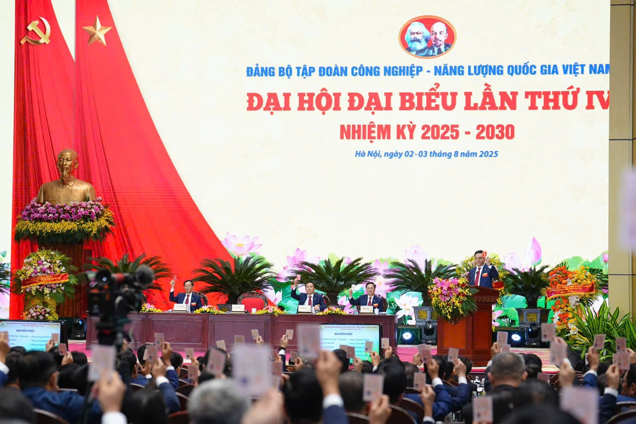 Thủ tướng Phạm Minh Chính: Petrovietnam khẳng định niềm tin về một tương lai tươi sáng