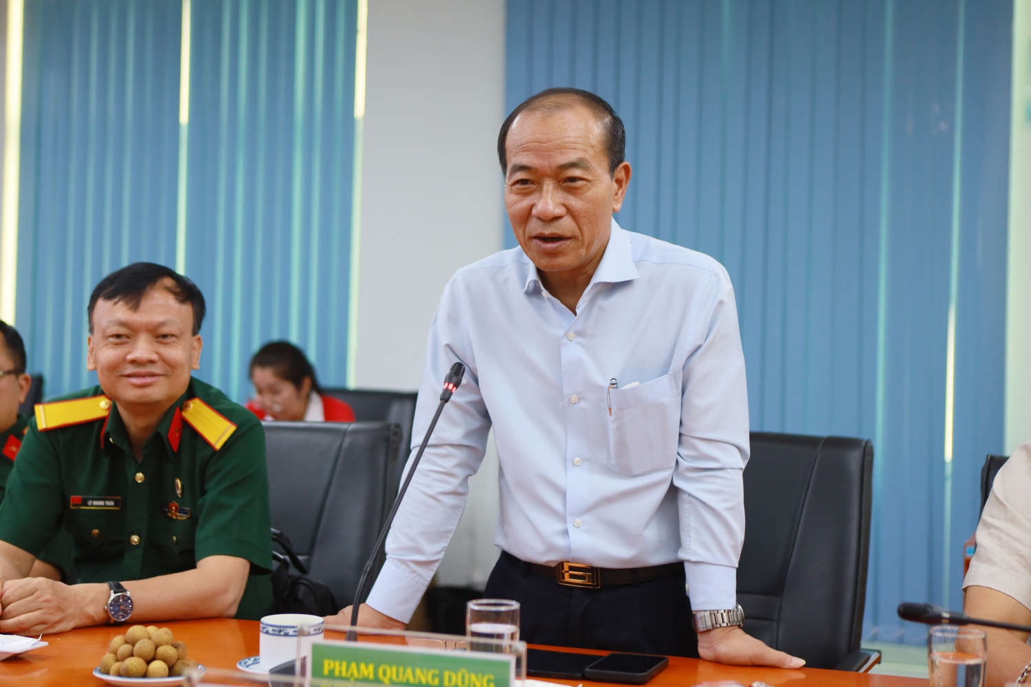 Đồng chí Phạm Quang Dũng – Ủy viên Ban Thường vụ, Chánh Văn phòng Đảng ủy, Chủ tịch Hội CCB Petrovietnam trình bày sơ bộ về các chỉ tiêu của Nghị quyết Đại hội Đảng bộ Petrovietnam nhiệm kỳ 2025 – 2030. Đồng chí Phạm Quang Dũng – Ủy viên Ban Thường vụ, Chánh Văn phòng Đảng ủy, Chủ tịch Hội CCB Petrovietnam trình bày sơ bộ về các chỉ tiêu của Nghị quyết Đại hội Đảng bộ Petrovietnam nhiệm kỳ 2025 – 2030.