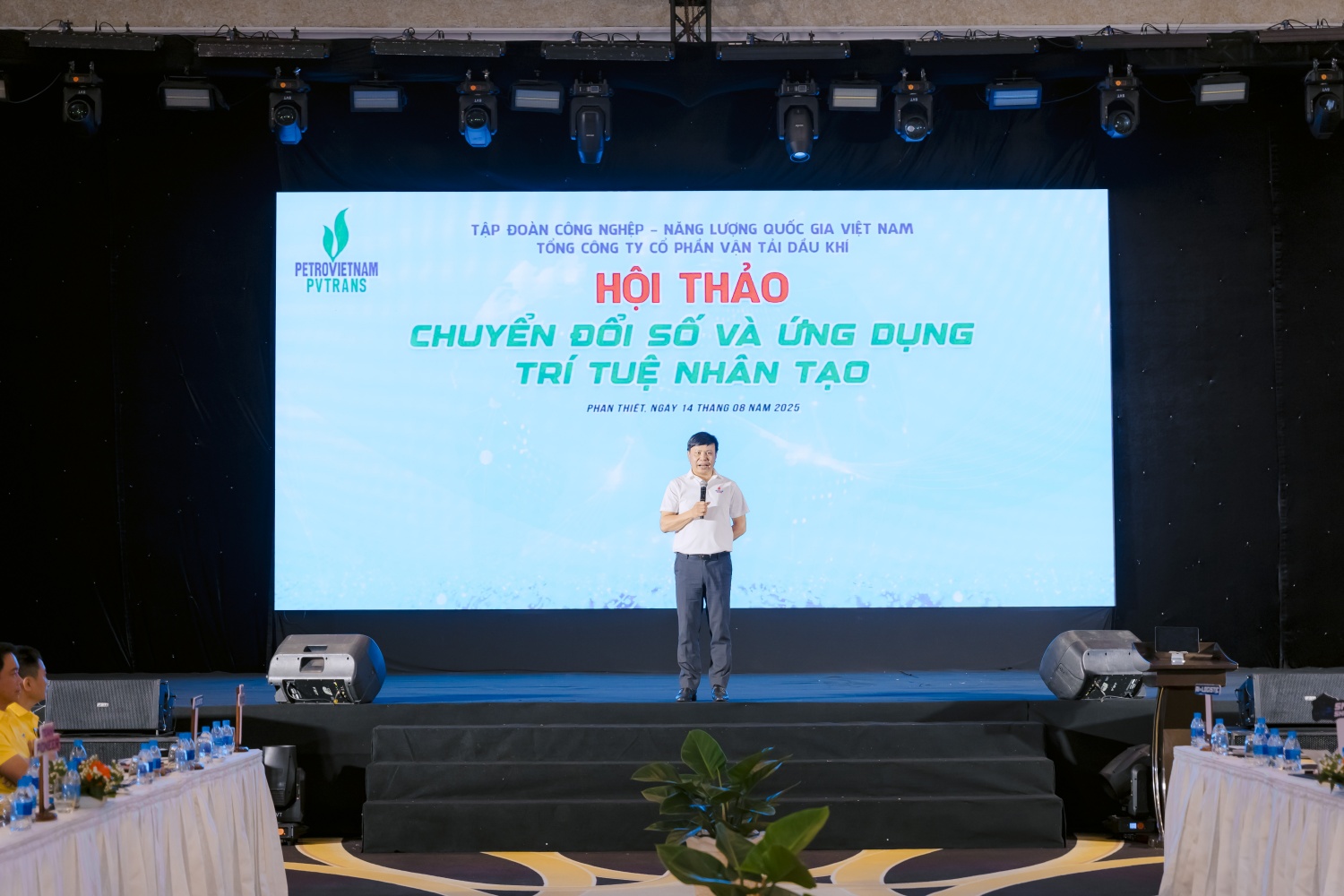 PVTrans lan tỏa văn hóa đổi mới qua Hội thảo Chuyển đổi số và ứng dụng AI