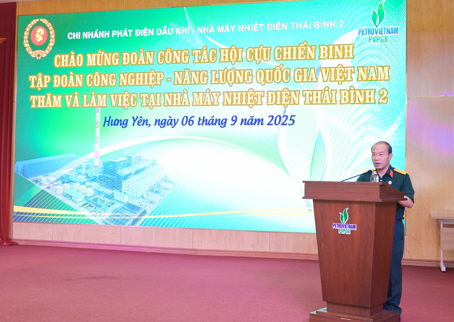 Hội CCB Petrovietnam thăm và làm việc tại NMNĐ Thái Bình 2 - biểu tượng đoàn kết, trách nhiệm và bản lĩnh Petrovietnam