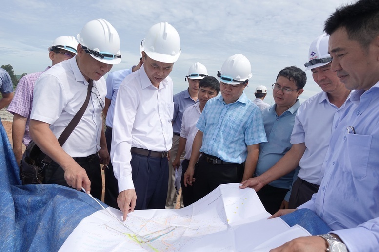Quảng Ngãi cam kết khắc phục dứt điểm các tồn tại trong khai thác IUU Quảng Ngãi cam kết khắc phục dứt điểm các tồn tại trong khai thác IUU