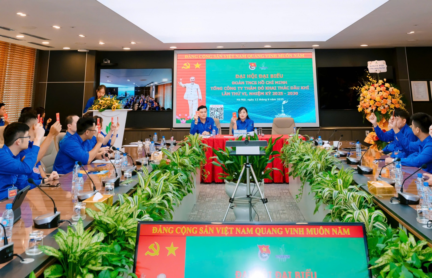 Tuổi trẻ PVEP: Đổi mới để bứt phá, sáng tạo để tiên phong Tuổi trẻ PVEP: Đổi mới để bứt phá, sáng tạo để tiên phong