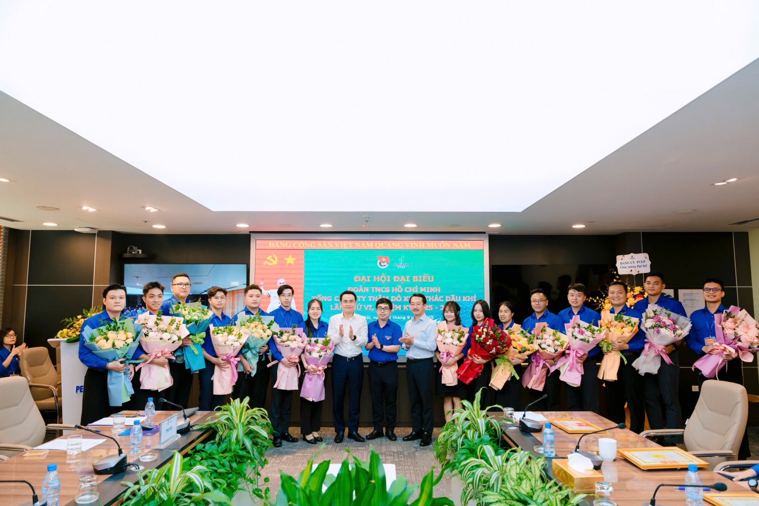 Tuổi trẻ PVEP: Đổi mới để bứt phá, sáng tạo để tiên phong Tuổi trẻ PVEP: Đổi mới để bứt phá, sáng tạo để tiên phong
