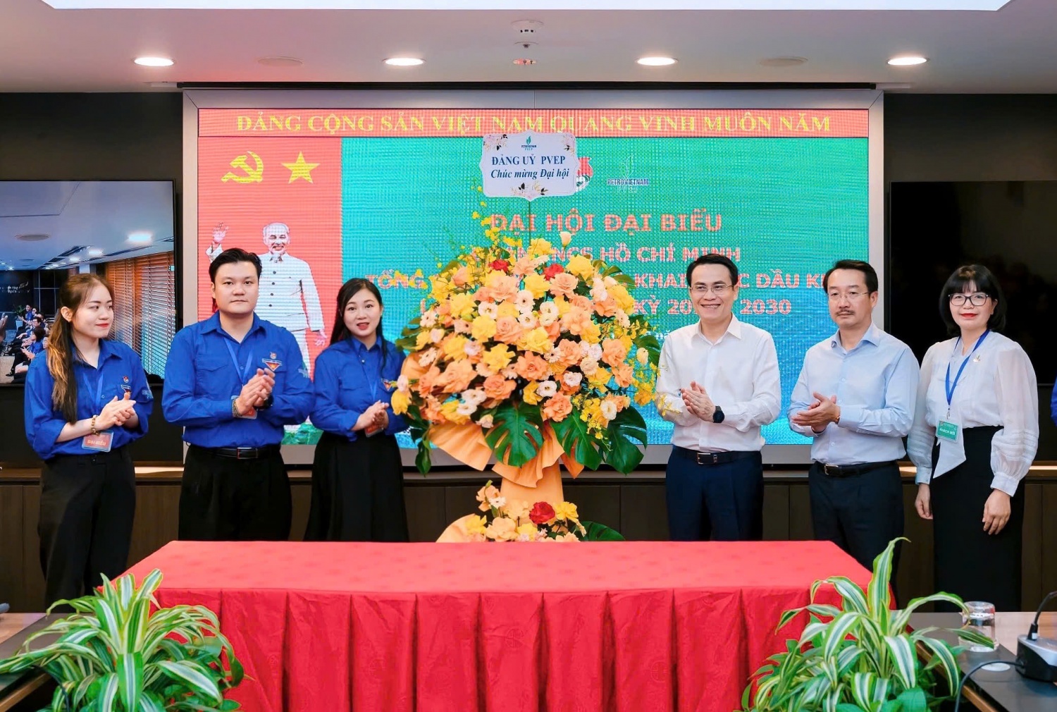 Tuổi trẻ PVEP: Đổi mới để bứt phá, sáng tạo để tiên phong Tuổi trẻ PVEP: Đổi mới để bứt phá, sáng tạo để tiên phong