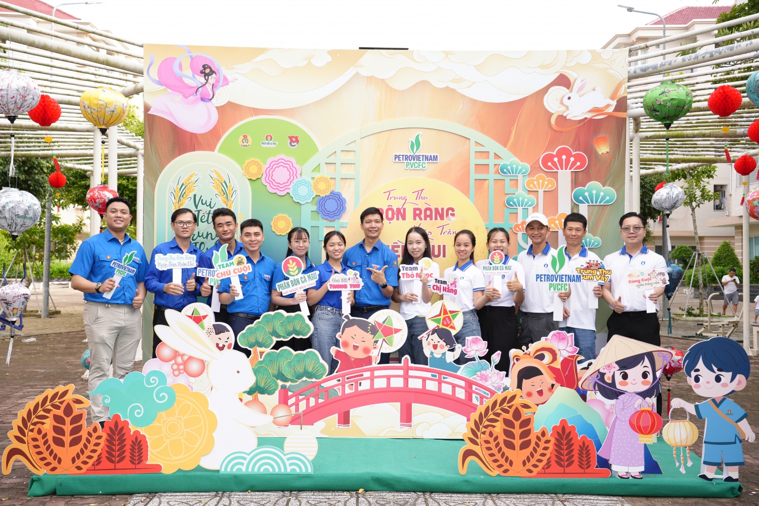 Công đoàn và Đoàn Thanh niên PVCFC tổ chức Tết Trung thu 2025 rộn ràng, ngập tràn niềm vui cho con em CBCNV