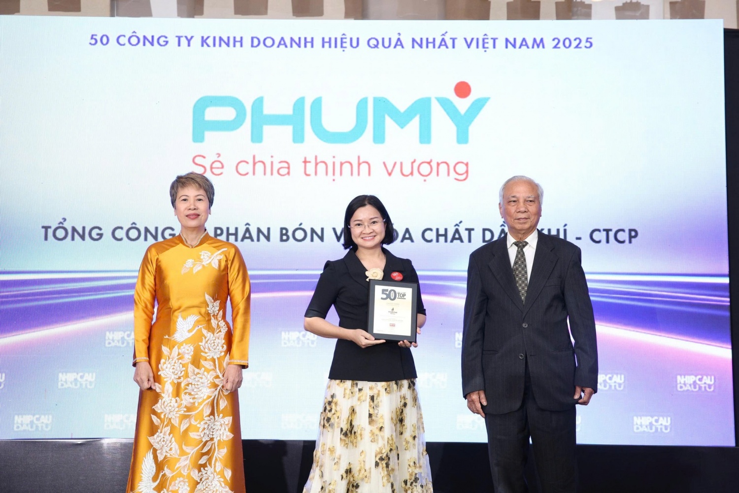 PVFCCo   Phú Mỹ tiếp tục đạt danh hiệu kép Top 50 Thương hiệu mạnh và Top 50 Công ty KD hiệu quả nhất 2025