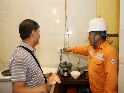Khuyến cáo sử dụng điện an toàn mùa mưa bão