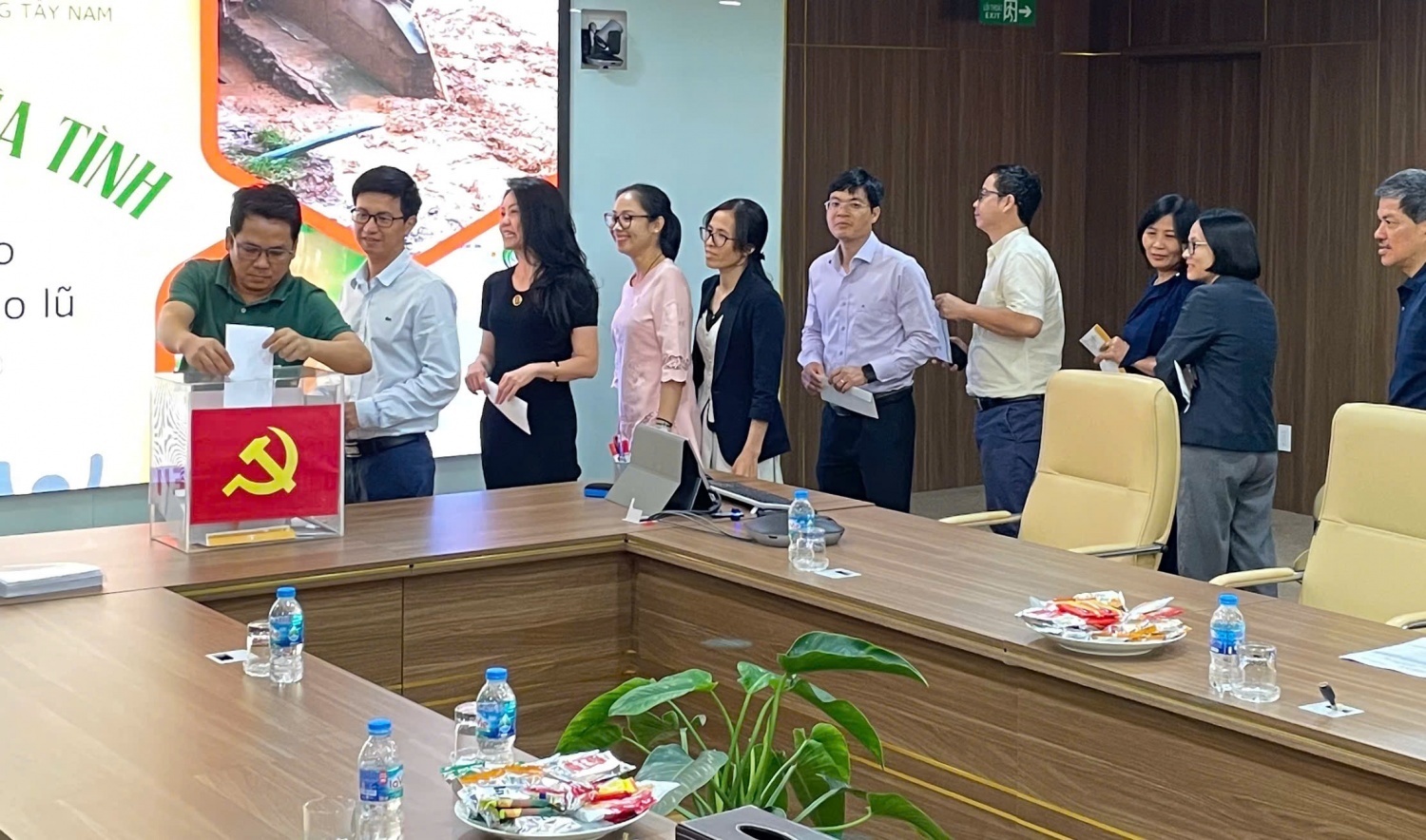 Phát huy truyền thống “nghĩa tình”, Petrovietnam chung tay hướng về đồng bào chịu ảnh hưởng bởi thiên tai