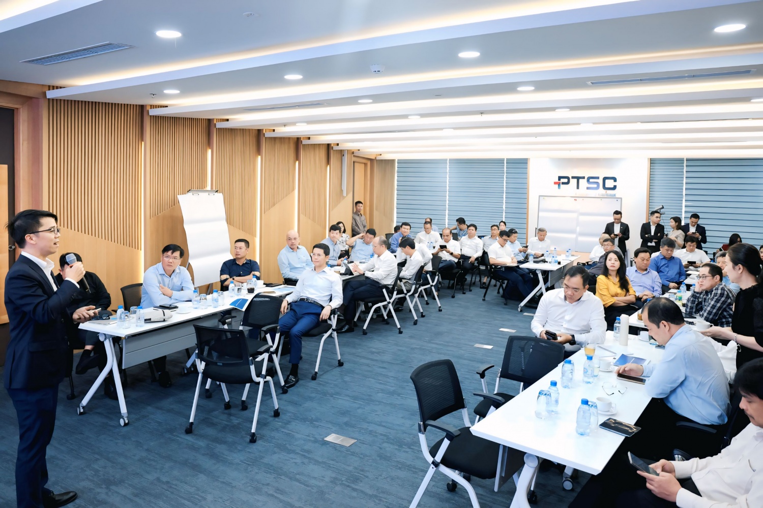 Công tác chuyển đổi số tại PTSC: Tiên phong từ lãnh đạo chủ chốt Công tác chuyển đổi số tại PTSC: Tiên phong từ lãnh đạo chủ chốt