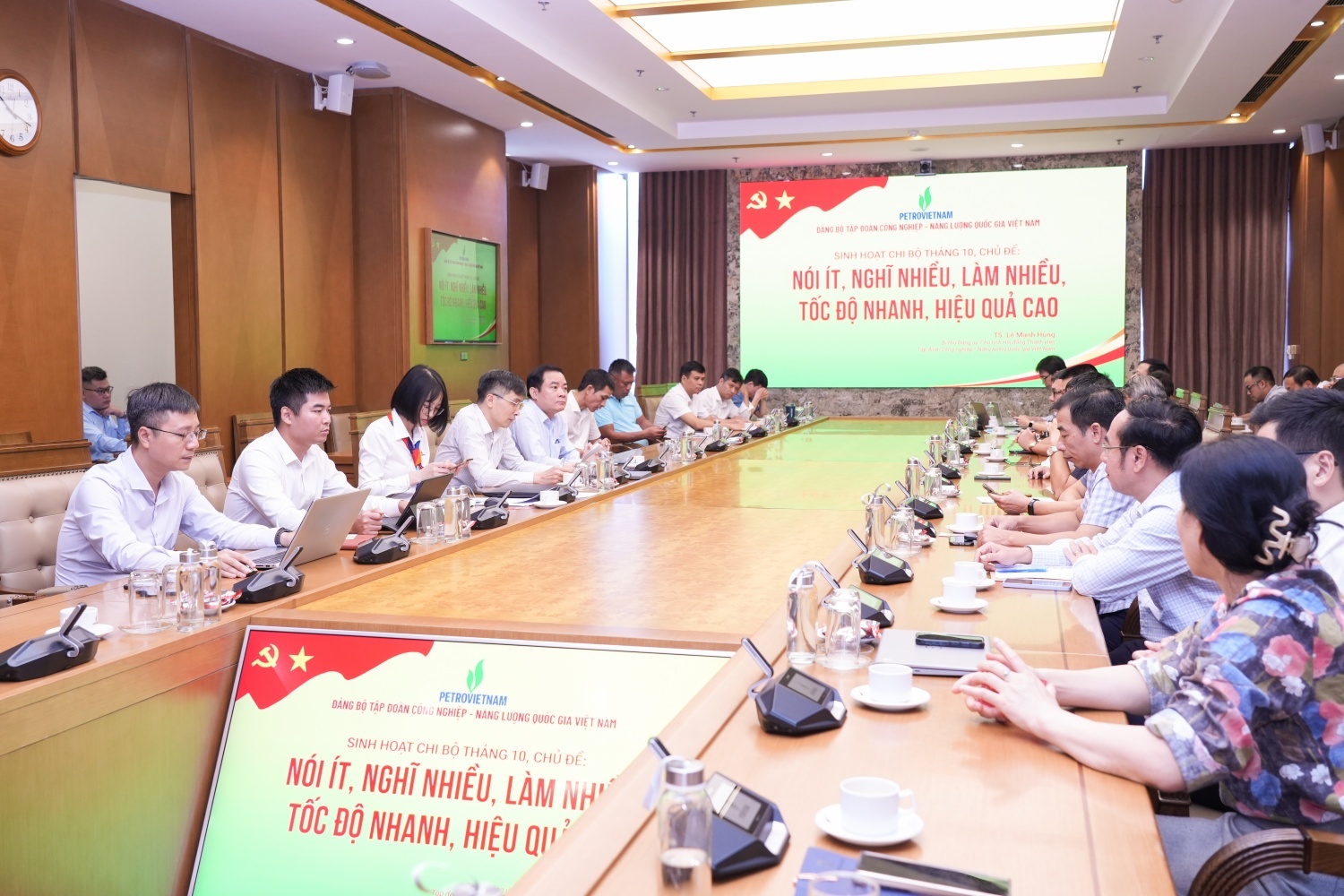 Đảng bộ Tập đoàn triển khai quán triệt thông điệp “Nói ít, nghĩ nhiều, làm nhiều, tốc độ nhanh, hiệu quả cao” ngay trong đợt sinh hoạt Chi bộ tháng 10.