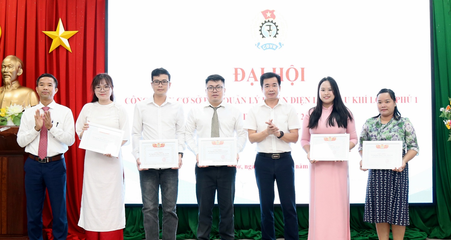 Công đoàn Ban QLDA Long Phú 1: Đổi mới, sáng tạo, vì người lao động – hướng tới hoàn thành dự án trọng điểm quốc gia Công đoàn Ban QLDA Long Phú 1: Đổi mới - Sáng tạo - Vì người lao động - Vì tiến độ công trình