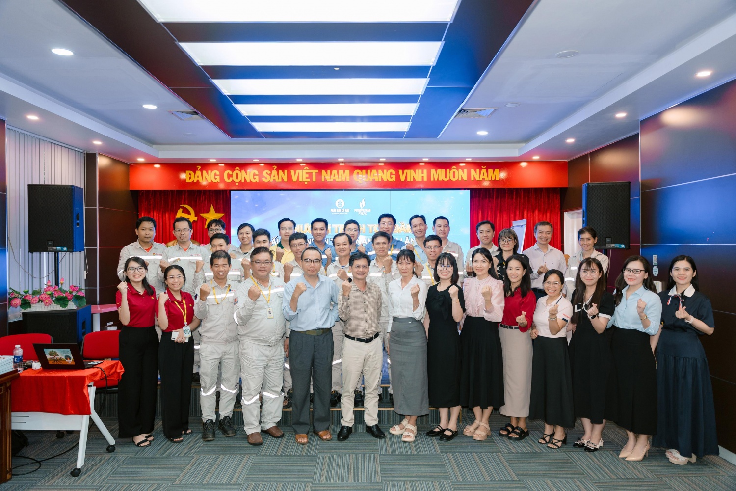 “Thấu hiểu nhân tâm - Nâng tầm lãnh đạo”: Hành trình phát triển con người tại Nhà máy Đạm Cà Mau “Thấu hiểu nhân tâm - Nâng tầm lãnh đạo”: Hành trình phát triển con người tại Nhà máy Đạm Cà Mau