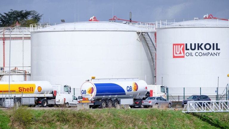 Lukoil sẽ thoái vốn khỏi các tài sản nước ngoài Lukoil sẽ thoái vốn khỏi các tài sản nước ngoài