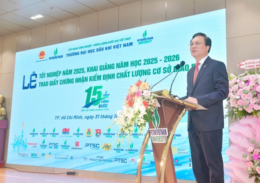 PVU long trọng tổ chức Lễ Khai giảng năm học mới 2025-2026 và Trao bằng Tốt nghiệp 2025 PVU long trọng tổ chức Lễ khai giảng năm học mới 2025-2026 và trao bằng tốt nghiệp 2025