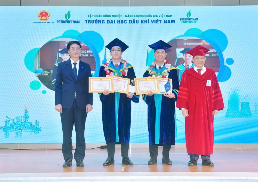 PVU long trọng tổ chức Lễ Khai giảng năm học mới 2025-2026 và Trao bằng Tốt nghiệp 2025 PVU long trọng tổ chức Lễ khai giảng năm học mới 2025-2026 và trao bằng tốt nghiệp 2025