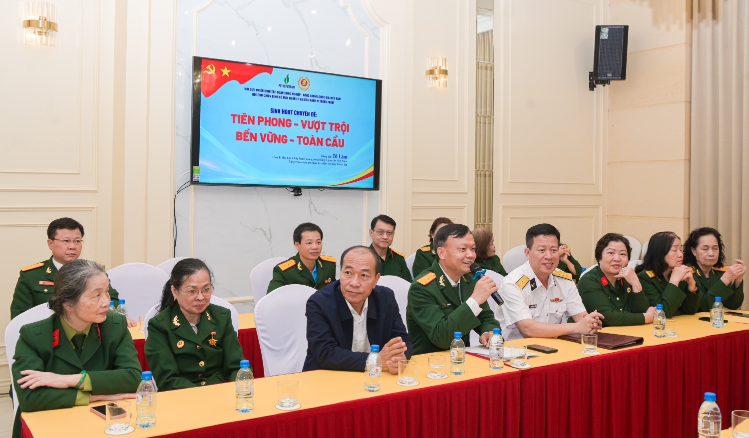 Hội CCB BMQL&ĐH Petrovietnam tổ chức sinh hoạt chuyên đề “Tiên phong - Vượt trội - Bền vững - Toàn cầu” Hội CCB BMQL&ĐH Petrovietnam tổ chức sinh hoạt chuyên đề “Tiên phong - Vượt trội - Bền vững - Toàn cầu”
