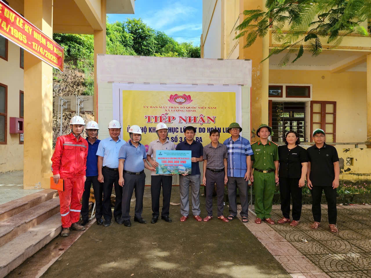 Thủy điện Hủa Na thắp sáng đại ngàn miền Tây xứ Nghệ Thủy điện Hủa Na thắp sáng đại ngàn miền Tây xứ Nghệ