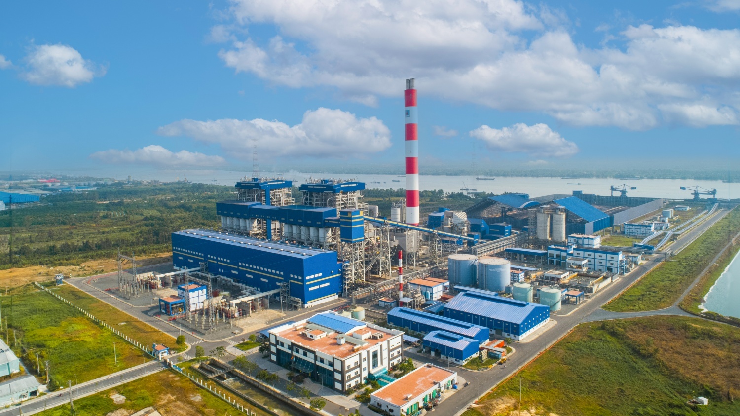 Trụ cột công suất nền cho hệ thống điện Cần Thơ: Từ Sông Hậu 1 hôm nay đến Long Phú 1 ngày mai