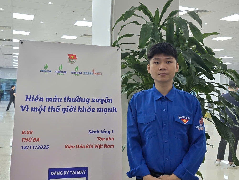 Tuổi trẻ Petrovietnam tổ chức chương trình hiến máu tình nguyện: “Trao yêu thương, tiếp thêm sự sống” Tuổi trẻ Petrovietnam tổ chức chương trình hiến máu tình nguyện: “Trao yêu thương, tiếp thêm sự sống”