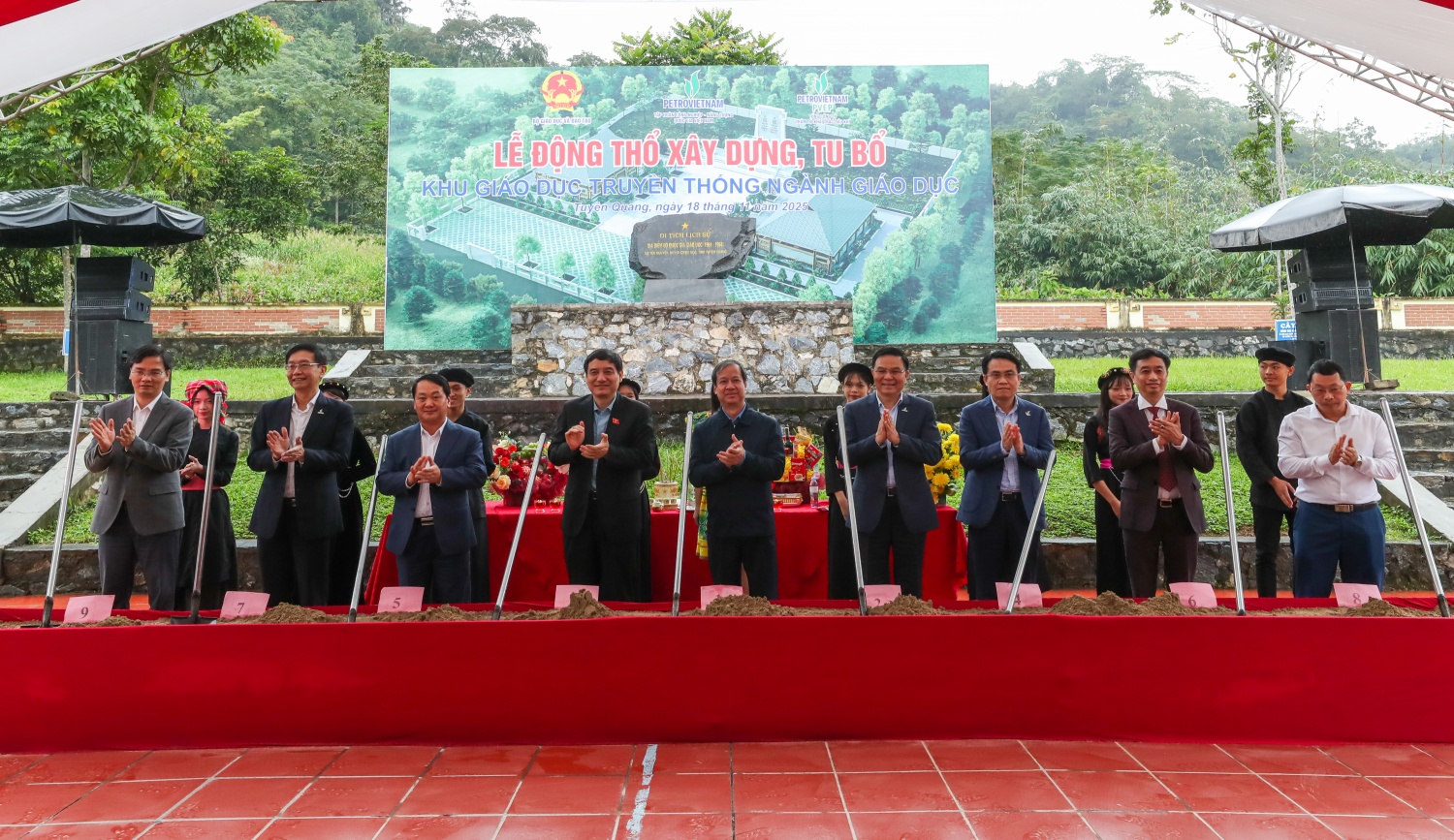 Lễ khởi công xây dựng, tu bổ Khu giáo dục truyền thống ngành Giáo dục tại Tuyên Quang
