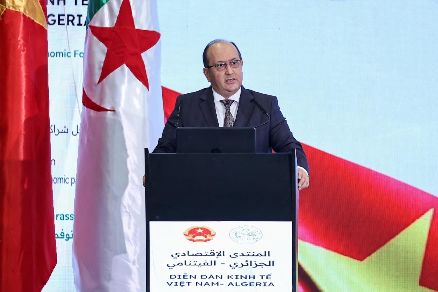 Năng lượng là lĩnh vực ưu tiên, cần mở rộng hợp tác, đầu tư tại Algeria để xuất khẩu sang nước thứ 3