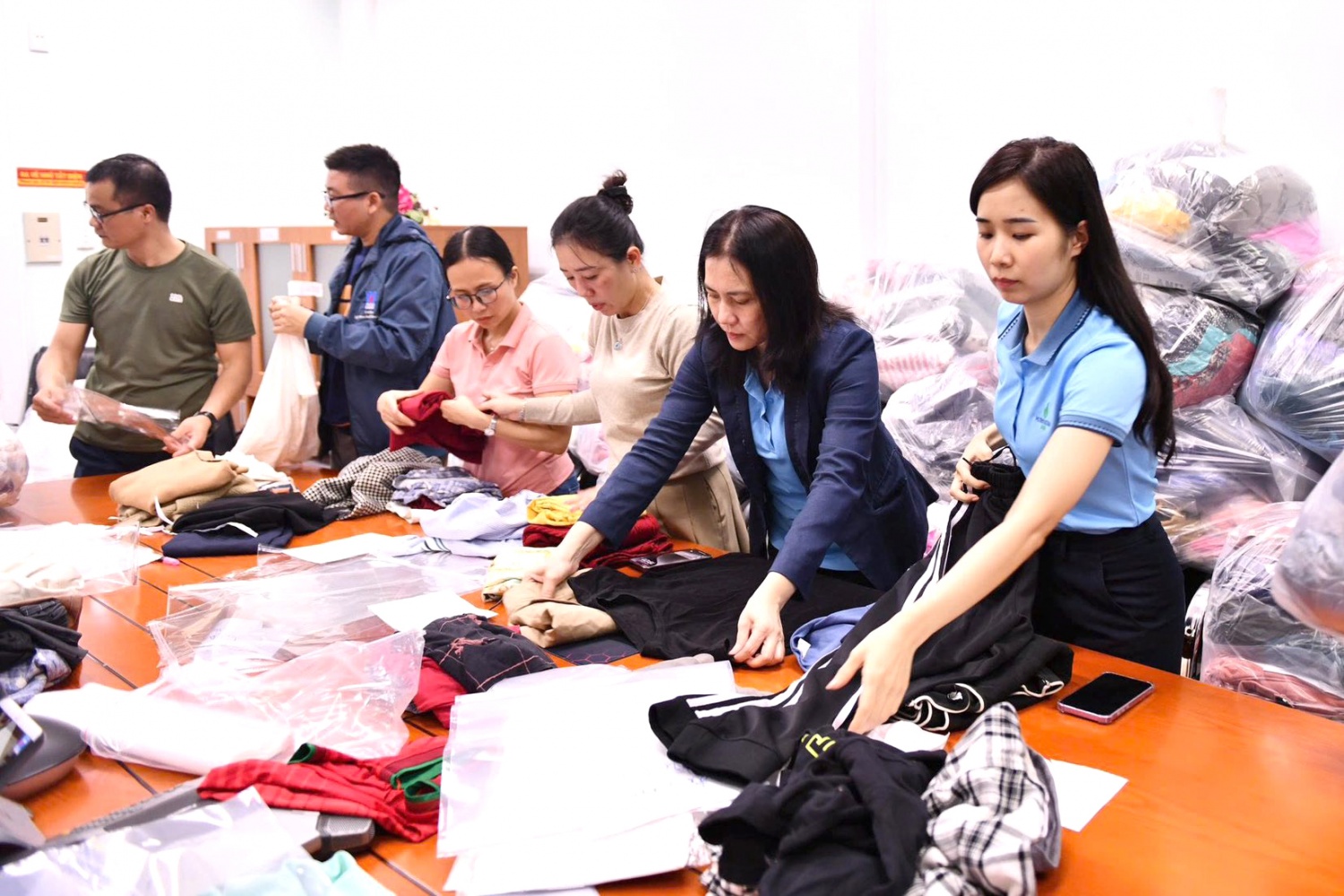 BSR kêu gọi ủng hộ đồng bào các tỉnh miền Trung - Tây Nguyên bị ảnh hưởng bởi mưa lũ BSR kêu gọi ủng hộ đồng bào các tỉnh miền Trung - Tây Nguyên bị ảnh hưởng bởi mưa lũ