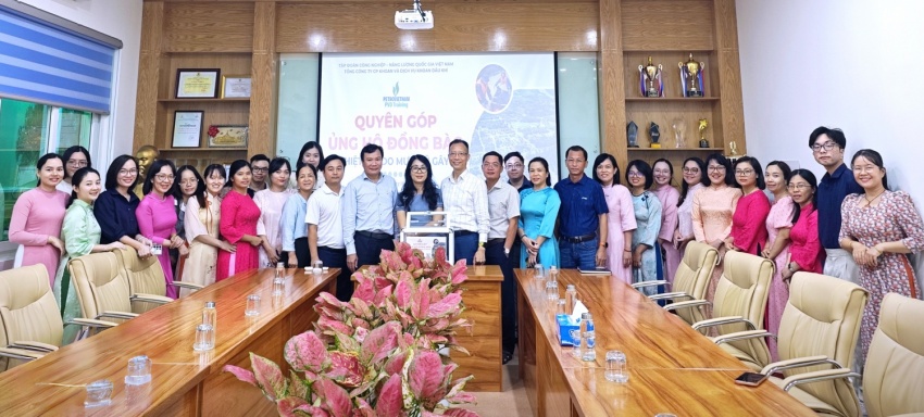 PV Drilling phát động quyên góp ủng hộ đồng bào miền Trung và Tây Nguyên PV Drilling phát động quyên góp ủng hộ đồng bào miền Trung và Tây Nguyên
