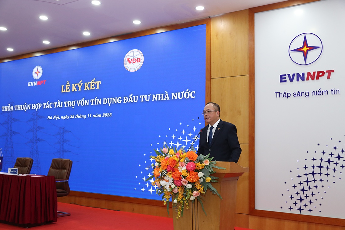 EVNNPT ký thỏa thuận hợp tác tài trợ vốn tín dụng đầu tư của Nhà nước với Ngân hàng Phát triển Việt Nam