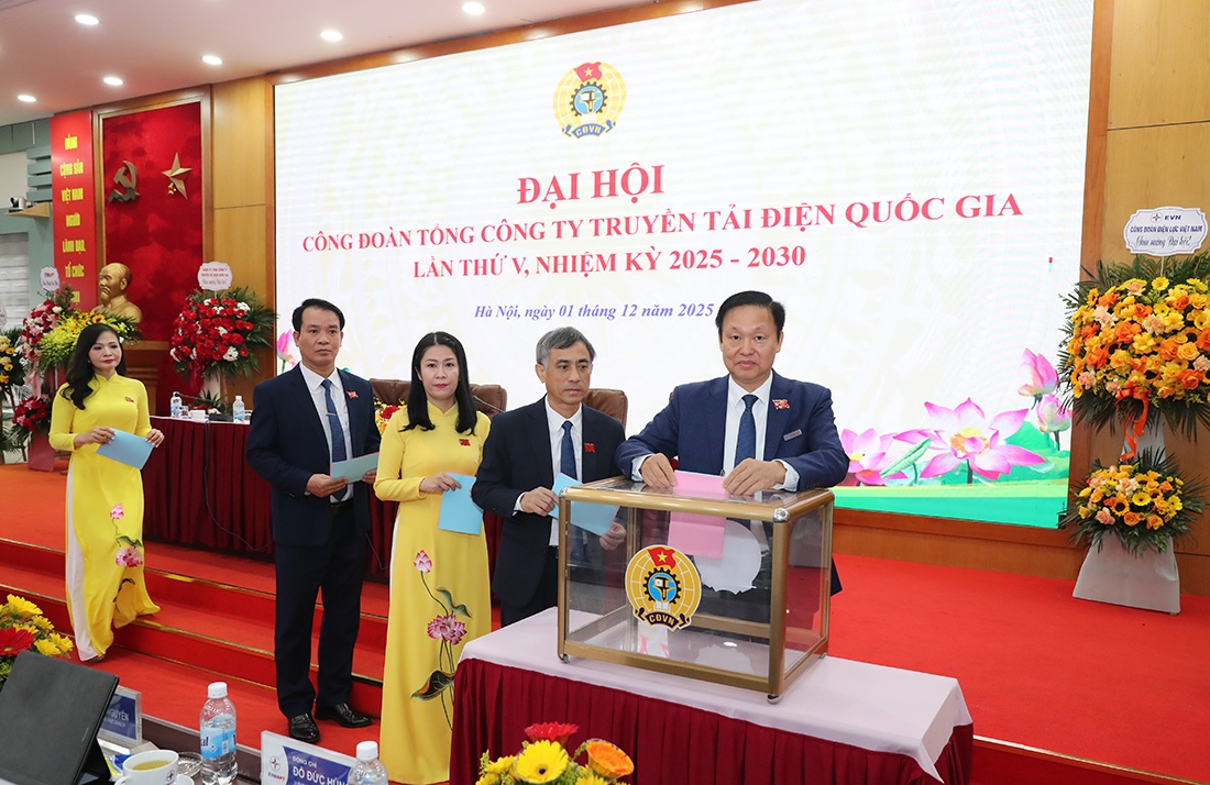 Đại hội Công đoàn EVNNPT lần thứ V, nhiệm kỳ 2025-2030 thành công tốt đẹp