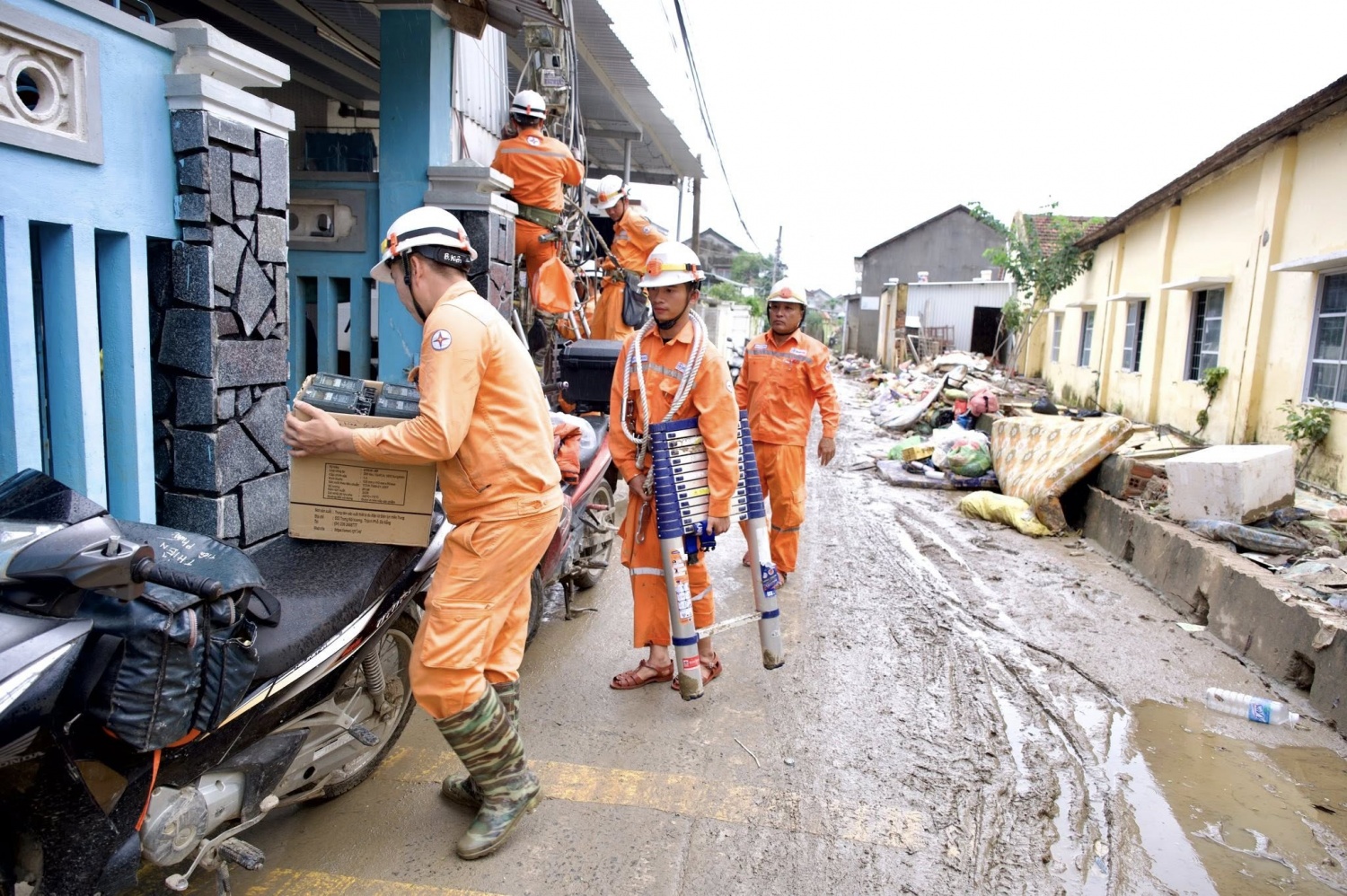 EVN triển khai tháng tri ân khách hàng năm 2025