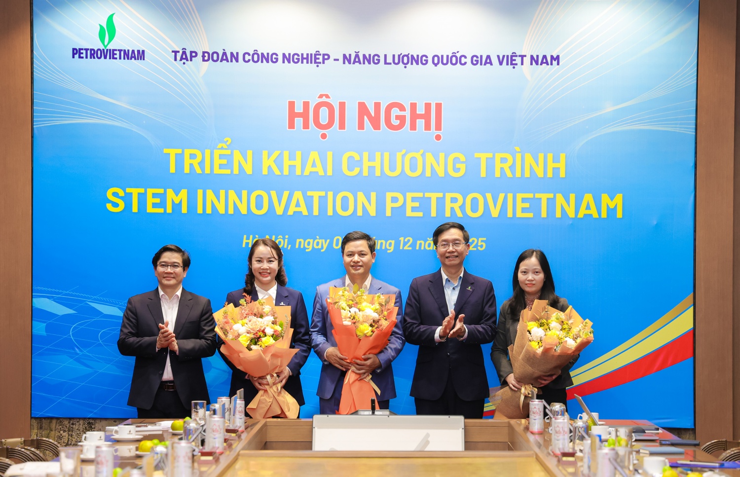 [CHÙM ẢNH] Petrovietnam kiến tạo hệ sinh thái STEM, xây dựng 100 phòng học đạt chuẩn quốc tế