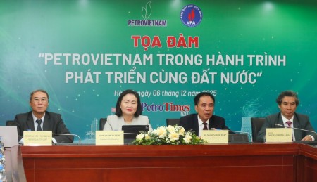 Tọa đàm: Petrovietnam trong hành trình phát triển cùng đất nước