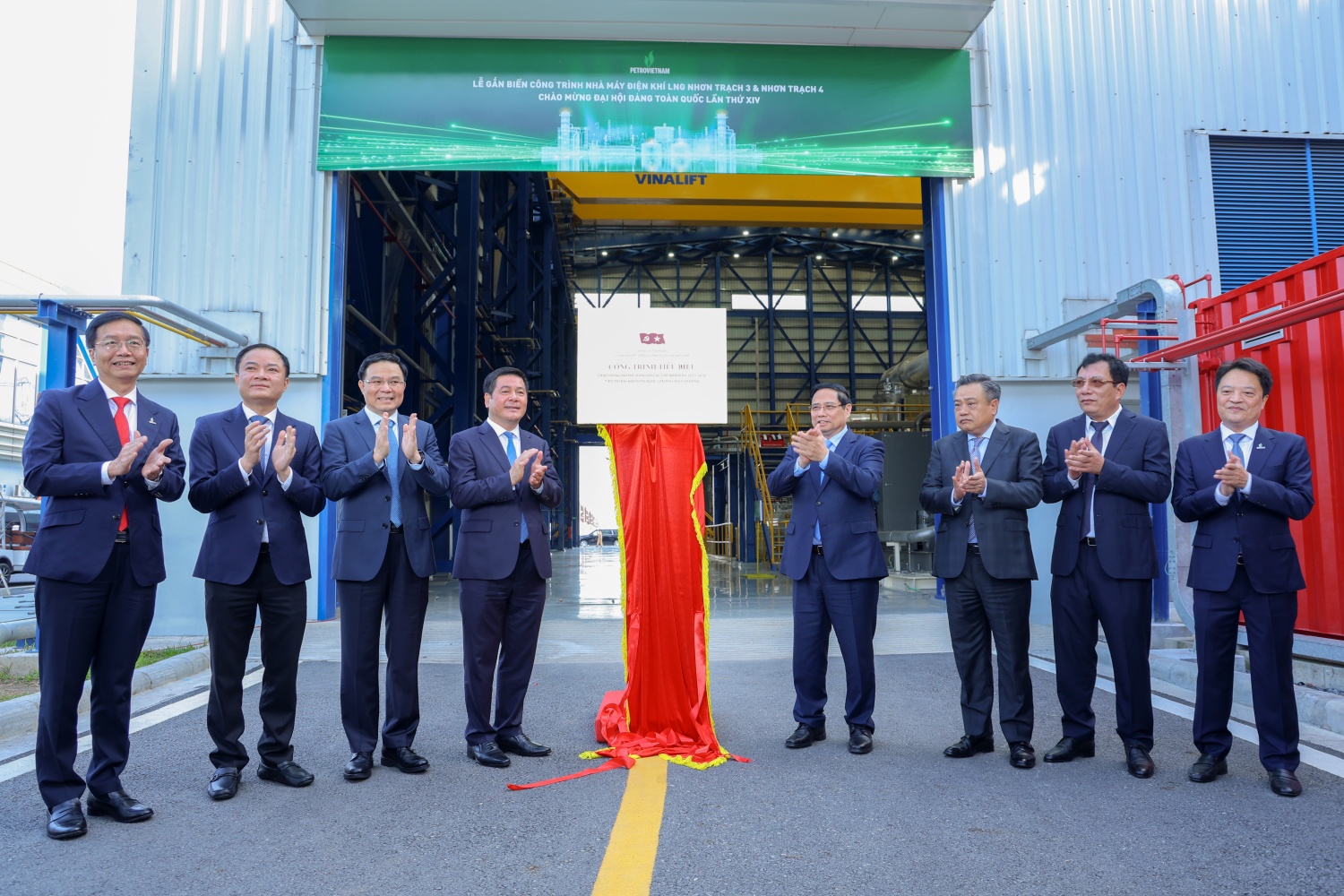 [Chùm ảnh] Thủ tướng Phạm Minh Chính dự lễ khánh thành Nhà máy điện khí LNG Nhơn Trạch 3 và Nhơn Trạch 4