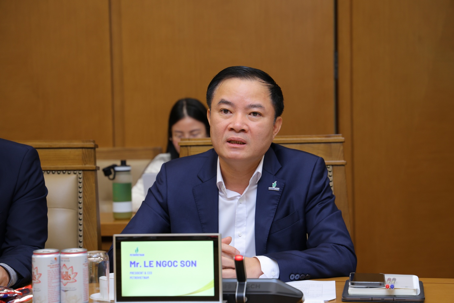 Tổng Giám đốc Petrovietnam Lê Ngọc Sơn phát biểu tại buổi làm việc