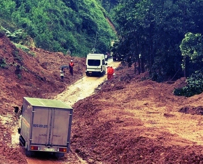 Tăng tốc khắc phục hậu quả thiên tai phục vụ nhu cầu Tết của Nhân dân Tăng tốc khắc phục hậu quả thiên tai phục vụ nhu cầu Tết của nhân dân