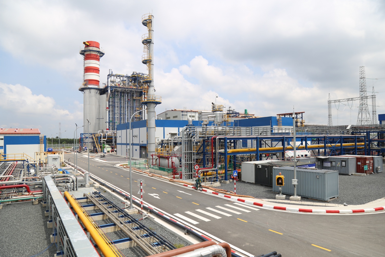 Petrovietnam hoàn thiện chuỗi khí - điện LNG khép kín: Nền tảng vững chắc cho an ninh năng lượng và chuyển dịch xanh Petrovietnam hoàn thiện chuỗi khí - điện LNG khép kín: Nền tảng vững chắc cho an ninh năng lượng và chuyển dịch xanh