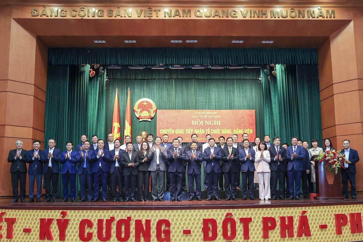 Đảng bộ Petrovietnam được bàn giao về trực thuộc Đảng bộ Bộ Tài chính