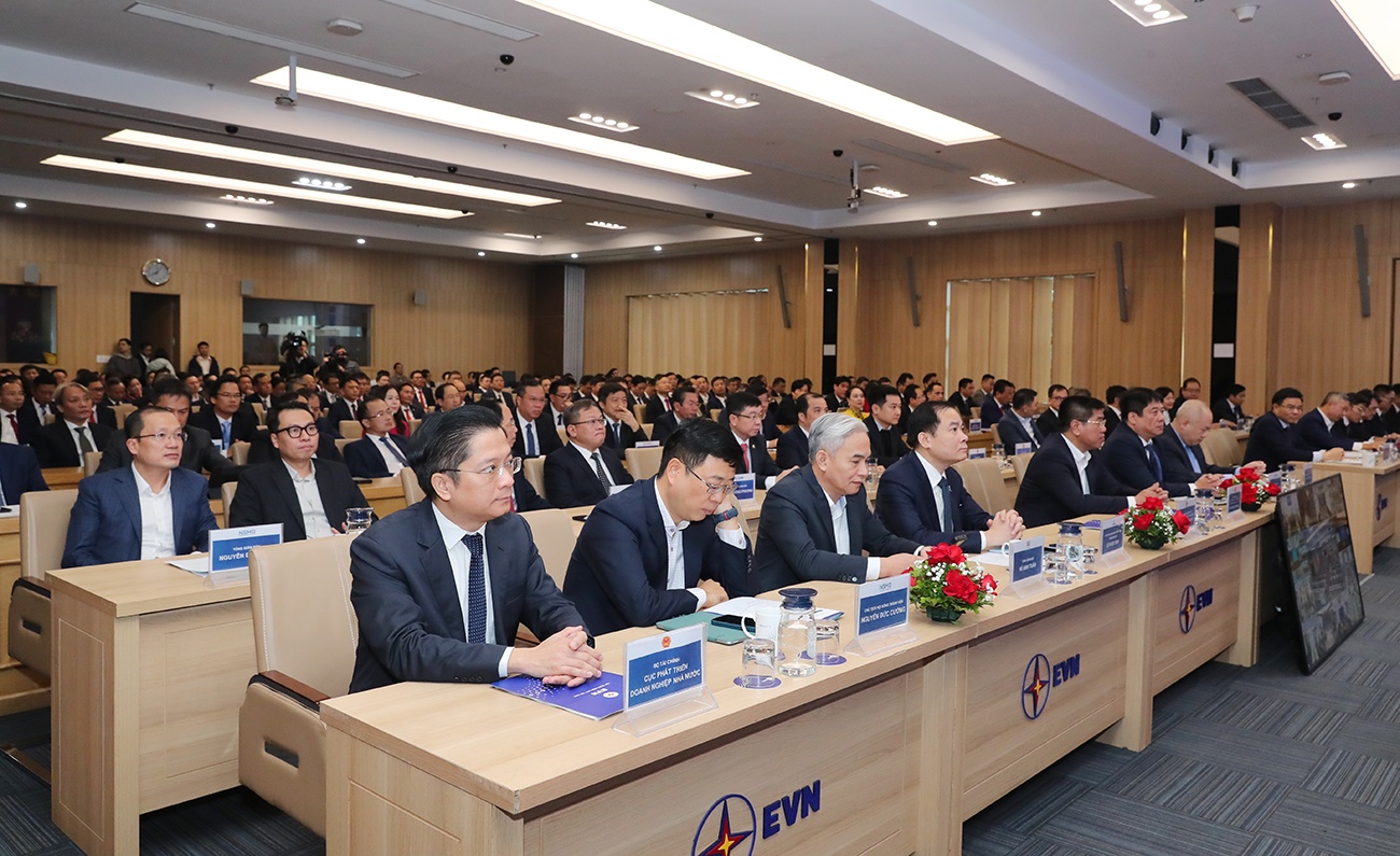 Dấu ấn bứt phá trong phát triển hạ tầng ngành năng lượng của EVN