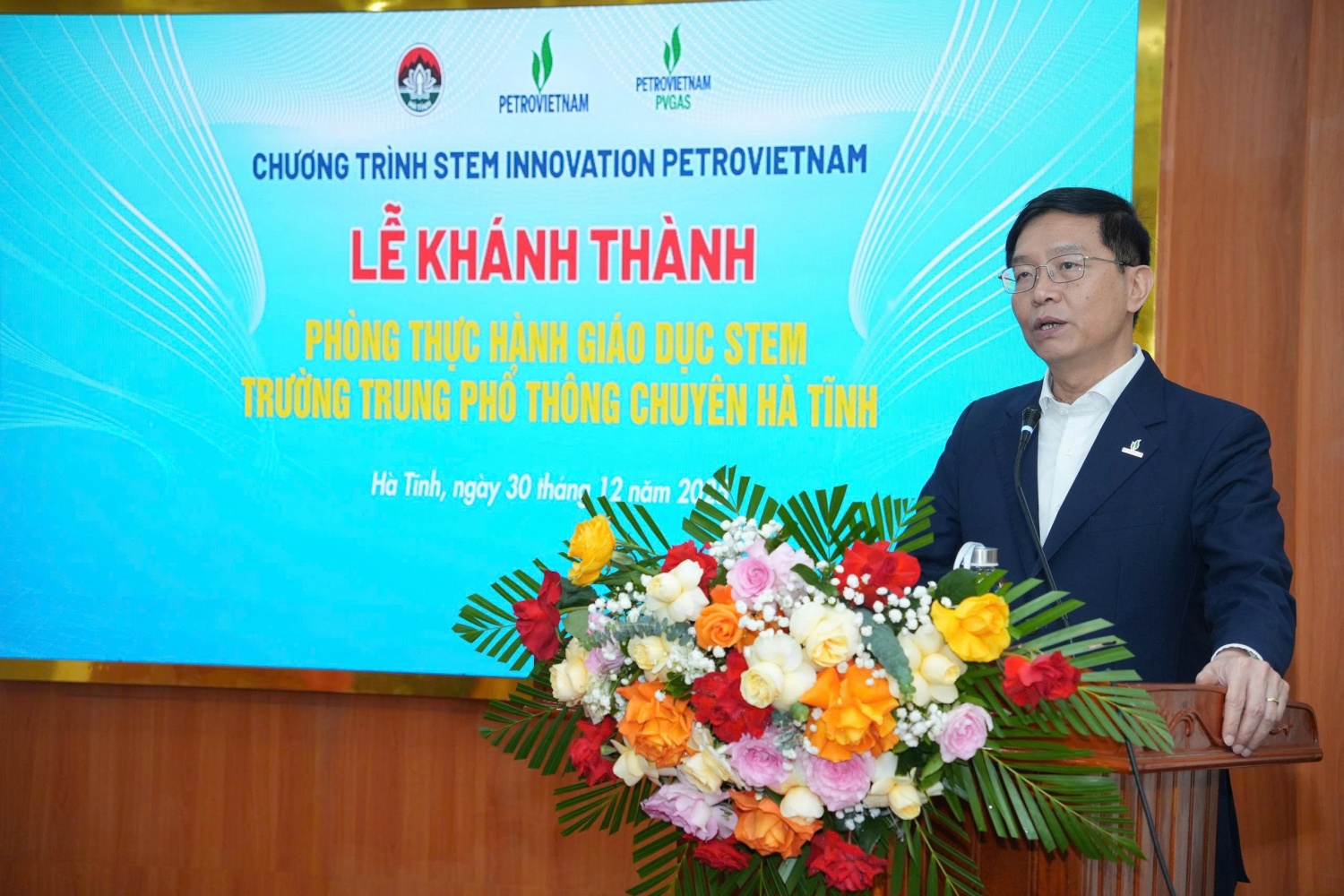 STEM Innovation Petrovietnam tiếp tục lan tỏa tại Hà Tĩnh STEM Innovation Petrovietnam tiếp tục lan tỏa tại Hà Tĩnh