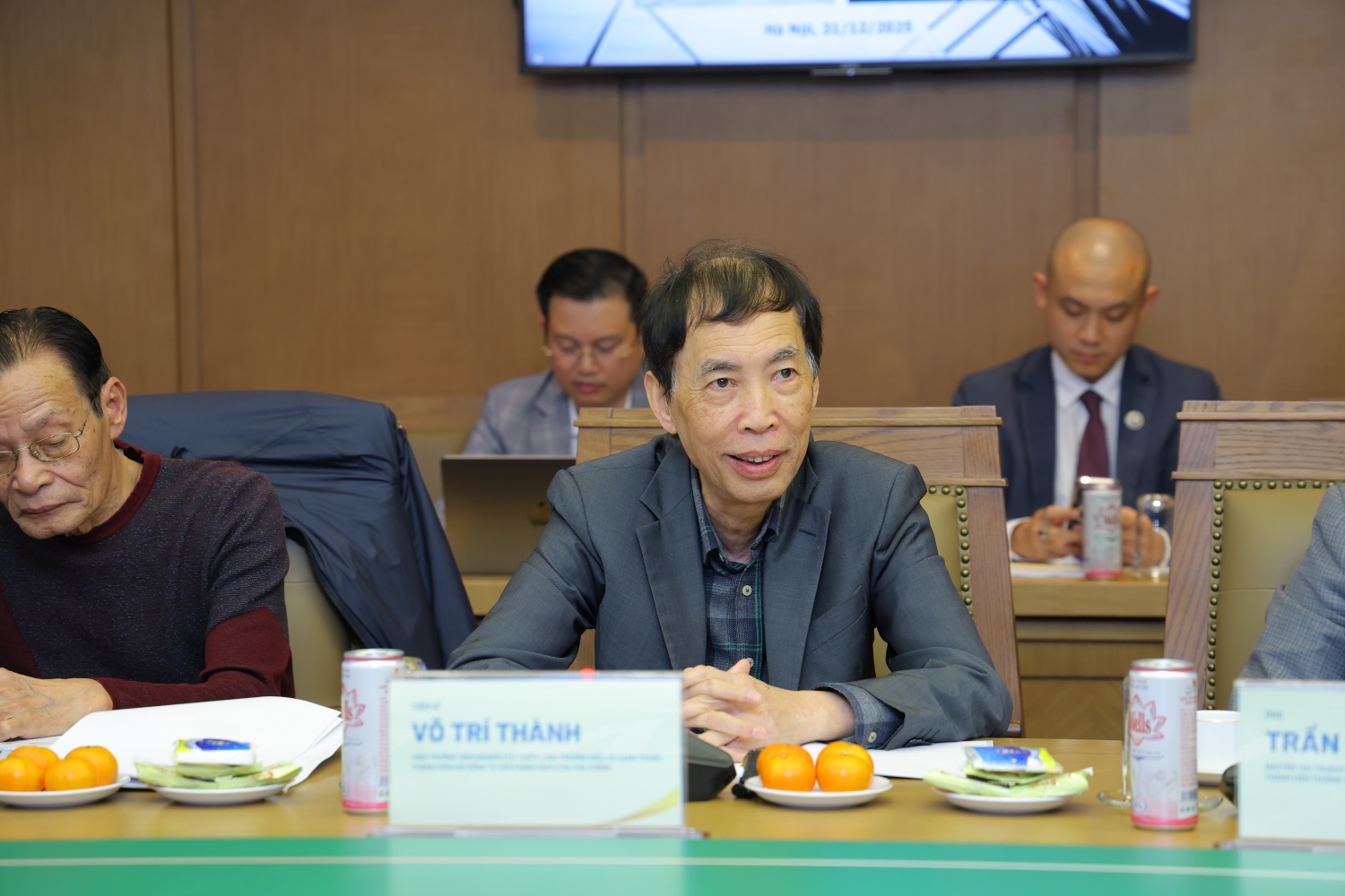 Việt Nam vượt 