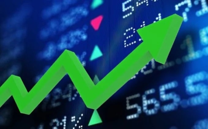 Tin nhanh chứng khoán ngày 5/1: Cổ phiếu dầu khí và nhóm họ vin tỏa sáng