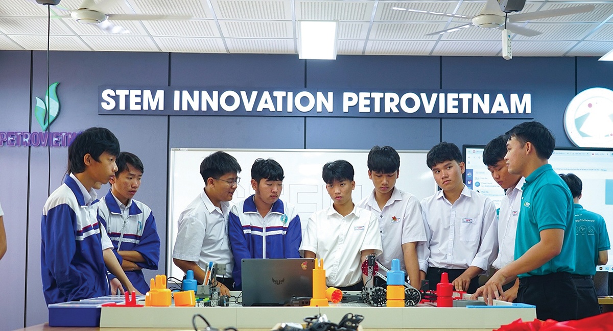 Khi phòng STEM mở ra những chân trời mới