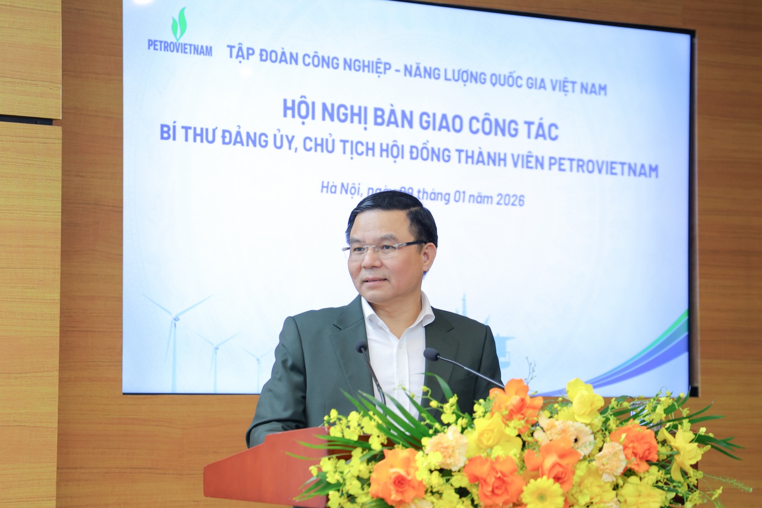 Petrovietnam tổ chức bàn giao chức vụ Bí thư Đảng ủy, Chủ tịch HĐTV