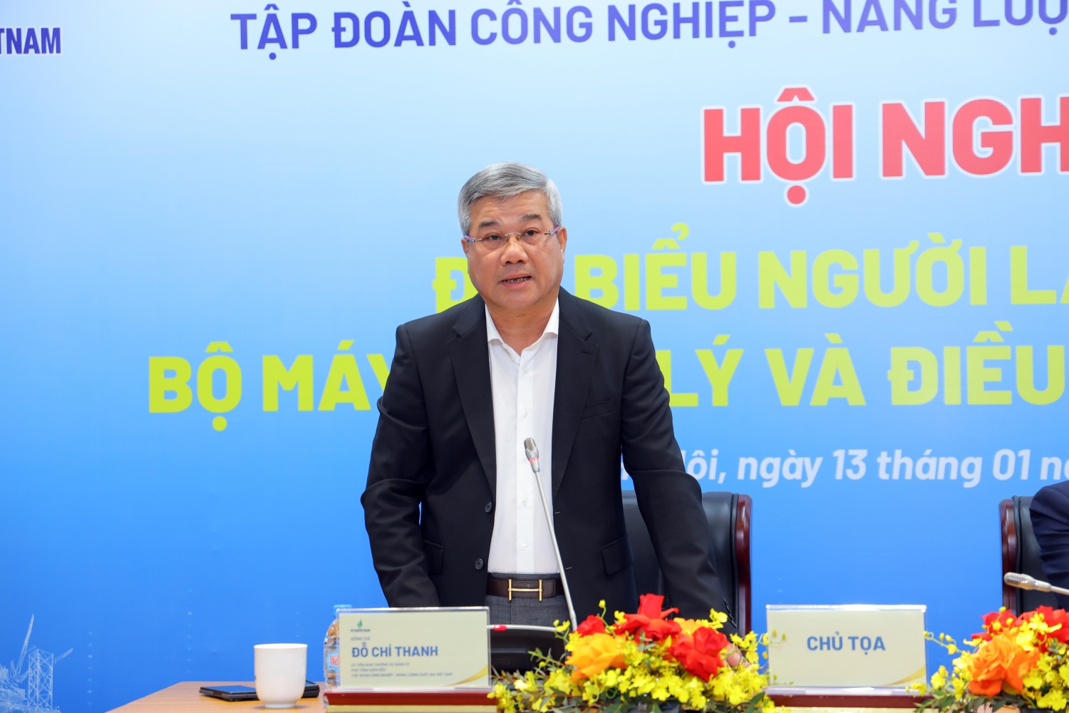 Phó Tổng Giám đốc Tập đoàn Đỗ Chí Thanh Phó Tổng Giám đốc Tập đoàn Đỗ Chí Thanh