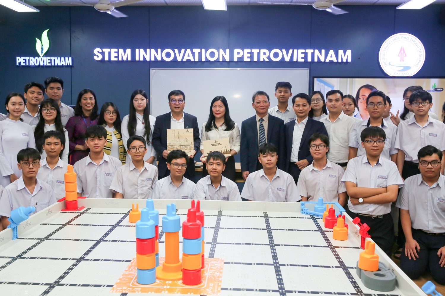 Ươm mầm nhân lực chất lượng cao cho đất nước Ươm mầm nhân lực chất lượng cao cho đất nước