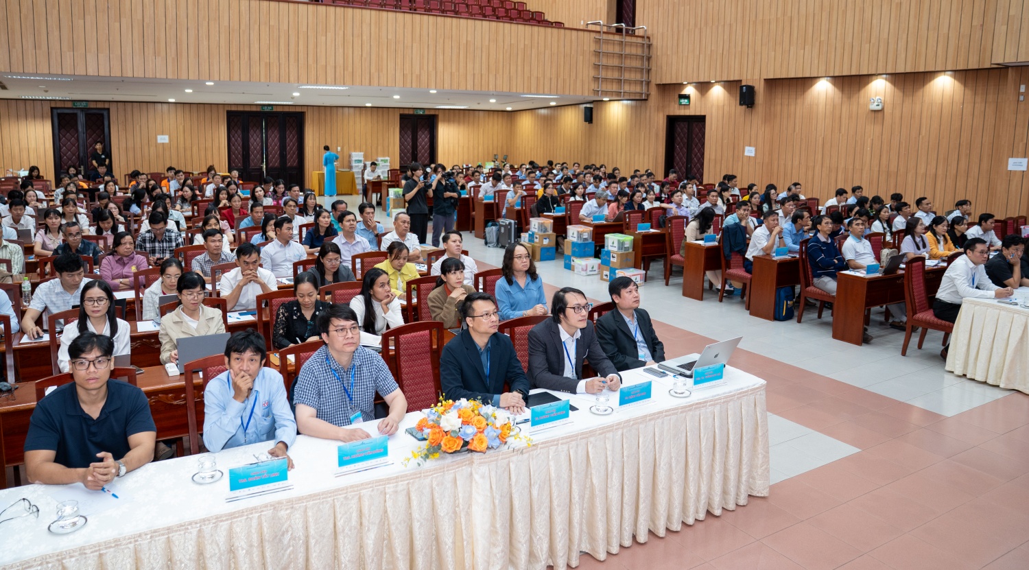 Hơn 190 giáo viên Đông Nam Bộ và ĐBSCL được trang bị kỹ năng triển khai giáo dục STEM Nâng cao kiến thức, kỹ năng triển khai giáo dục STEM cho giáo viên khu vực Nam Bộ