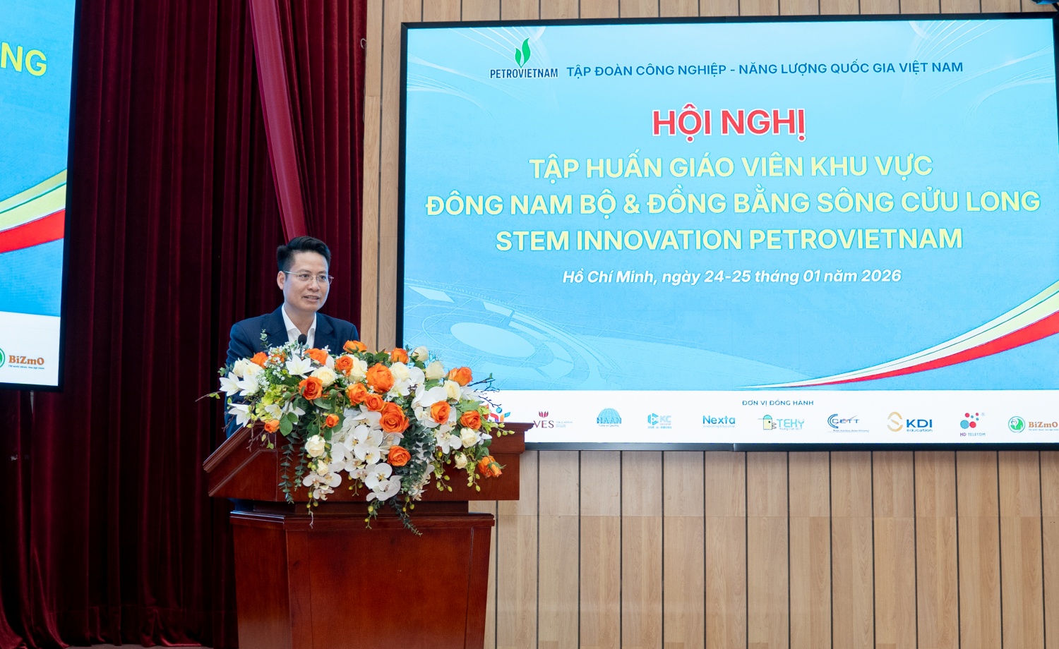 Giáo dục STEM: Bồi đắp nguồn nhân lực bền vững cho vùng Đông Nam Bộ và ĐBSCL Hơn 190 giáo viên Đông Nam Bộ và ĐBSCL được trang bị kỹ năng triển khai giáo dục STEM