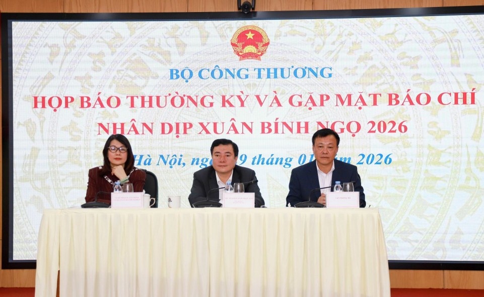 Bảo đảm đủ điện cho tăng trưởng, dầu khí giữ vai trò trụ cột năng lượng Bảo đảm đủ điện cho tăng trưởng, dầu khí giữ vai trò trụ cột năng lượng